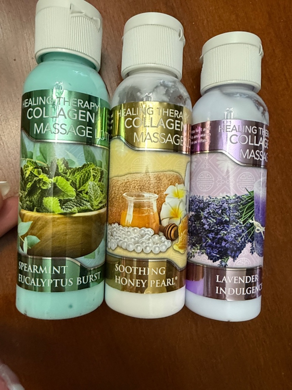 Collagen Massage Lotion - Lavender & Honey Pearl Scents (Purple, White, Cream) - Picture 2 of 8